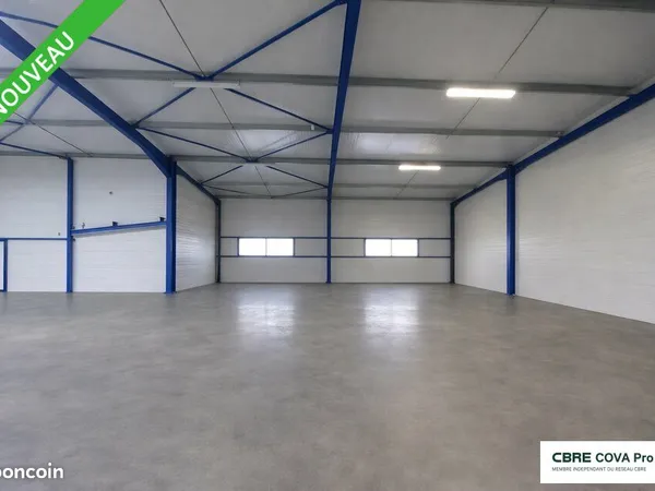 Local d'activité 1 062 m²