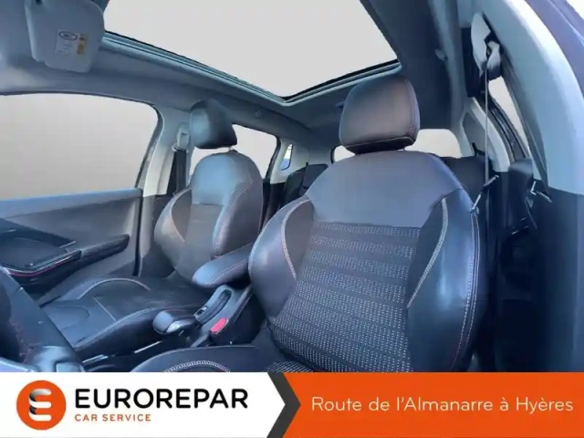 Peugeot 2008 bluehdi 120ch s&amp;s eat6 — photo 9