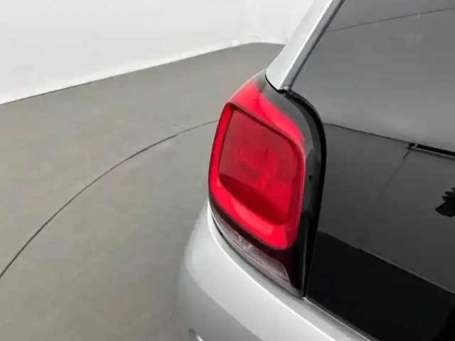 Citroën C1 vti 72 — photo 17