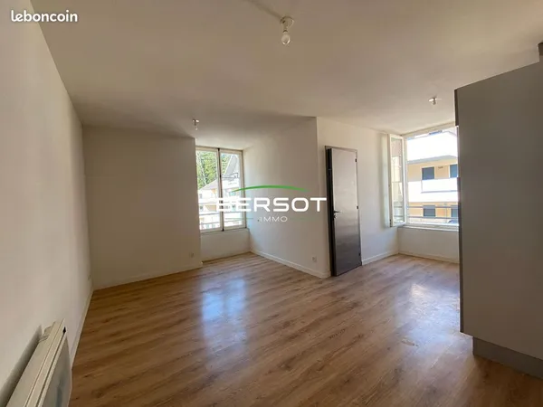 Studio 1 pièce 23 m²