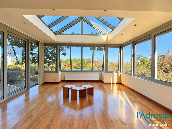 Maison 8 pièces 186 m²