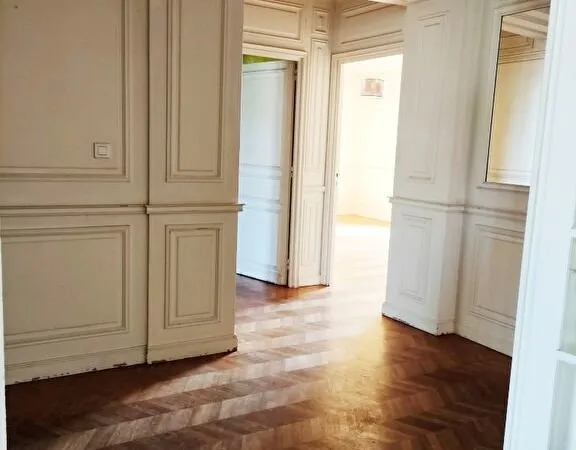 Appartement Fougeres 5 pièce(s) 125.49m2