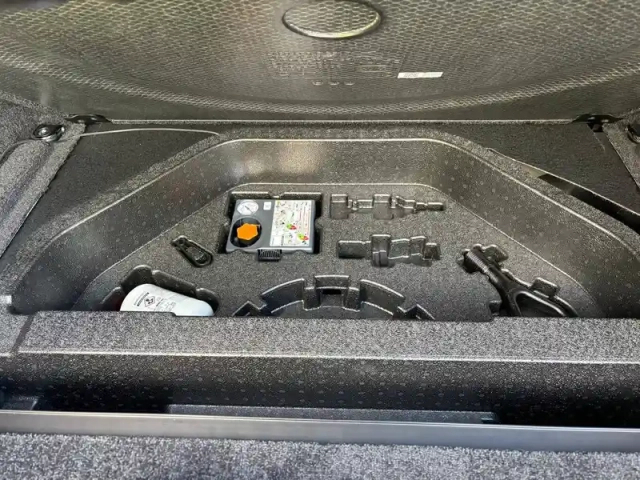 Land Rover Range Rover swb p550e phev awd — photo 80