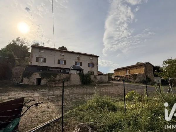 Maison 13 pièces 300 m²