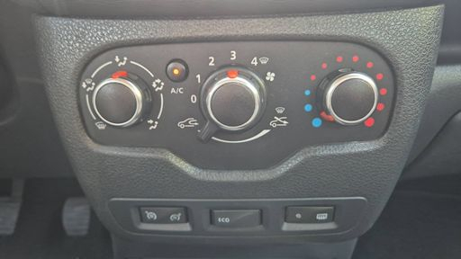 Dacia Dokker 1.3 TCe 130 - Stepway – 2019 – 39249 km – Essence – Boîte Manuelle — photo 19