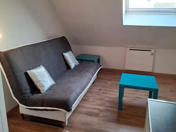 Loue Studio T1 Meublé