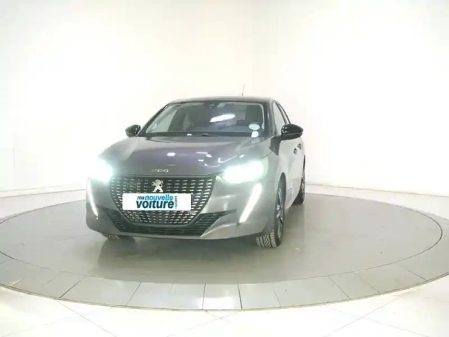 Peugeot 208 puretech 100 s&amp;s eat8 — photo 42