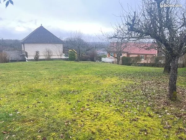 Terrain constructible LA BARRE