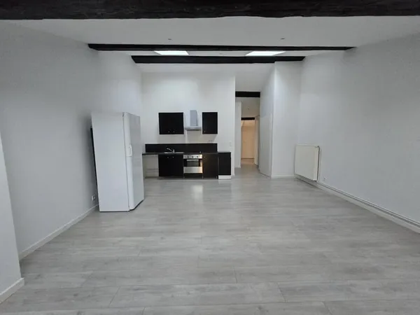 À louer - Appartement 2 pièces rénové - Centre-Ville