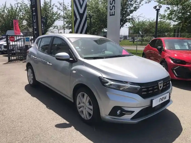 Dacia Sandero sce 65 — photo 12