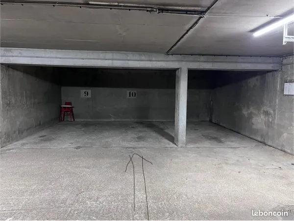 🔹 Parking en sous-sol - À 250 m du RER Gagny - Villemomble 🔹