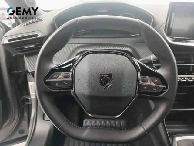 Peugeot 2008 puretech 100 s&amp;s bvm6 — photo 13