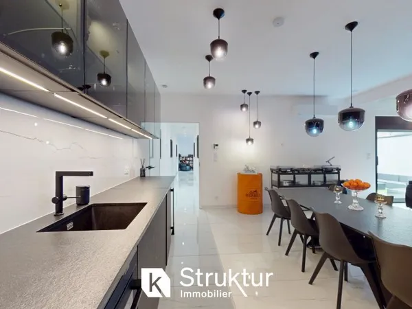 Maison 6 pièces 180 m²