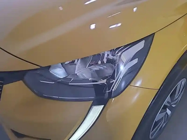 Peugeot 208 electrique 50 kwh 136ch — photo 41