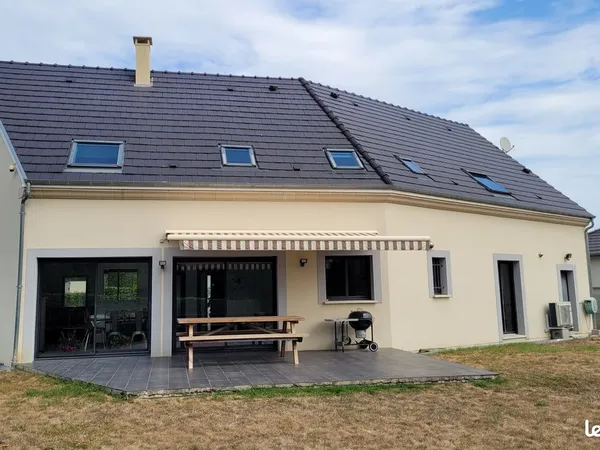 Maison DPE "A" 202 m² - 8 pièces
