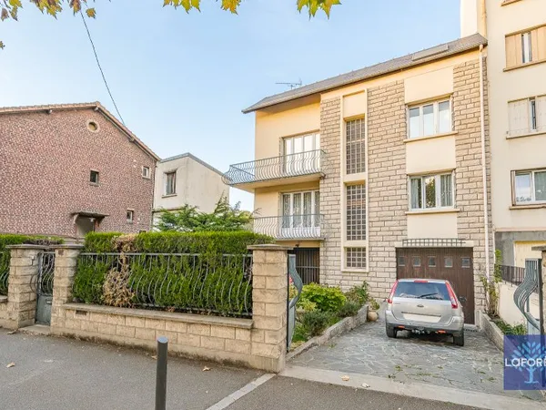 Maison 11 pièces 250 m²