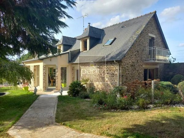 Maison 7 pièces 207 m²