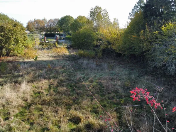 Terrain 680 m²