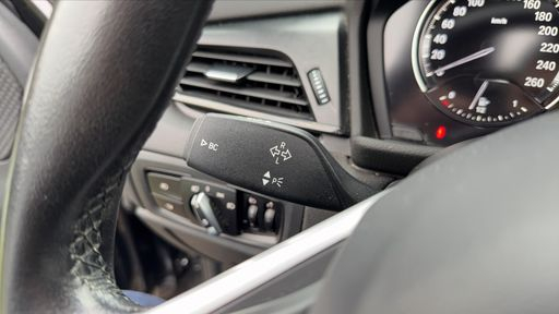 BMW Serie 2 Active Tourer 218I 140 Steptronic - Business Design – 2018 – 108249 km – Essence – Boîte Automatique — photo 11