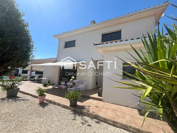 JACOU -Superbe villa contemporaine haut de gamme 150 m² avec piscine, pool-house et terrain de 902 m
