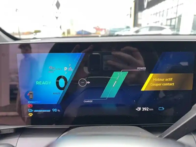 Renault Megane e-tech 220 ch autonomie confort gsr2 — photo 15