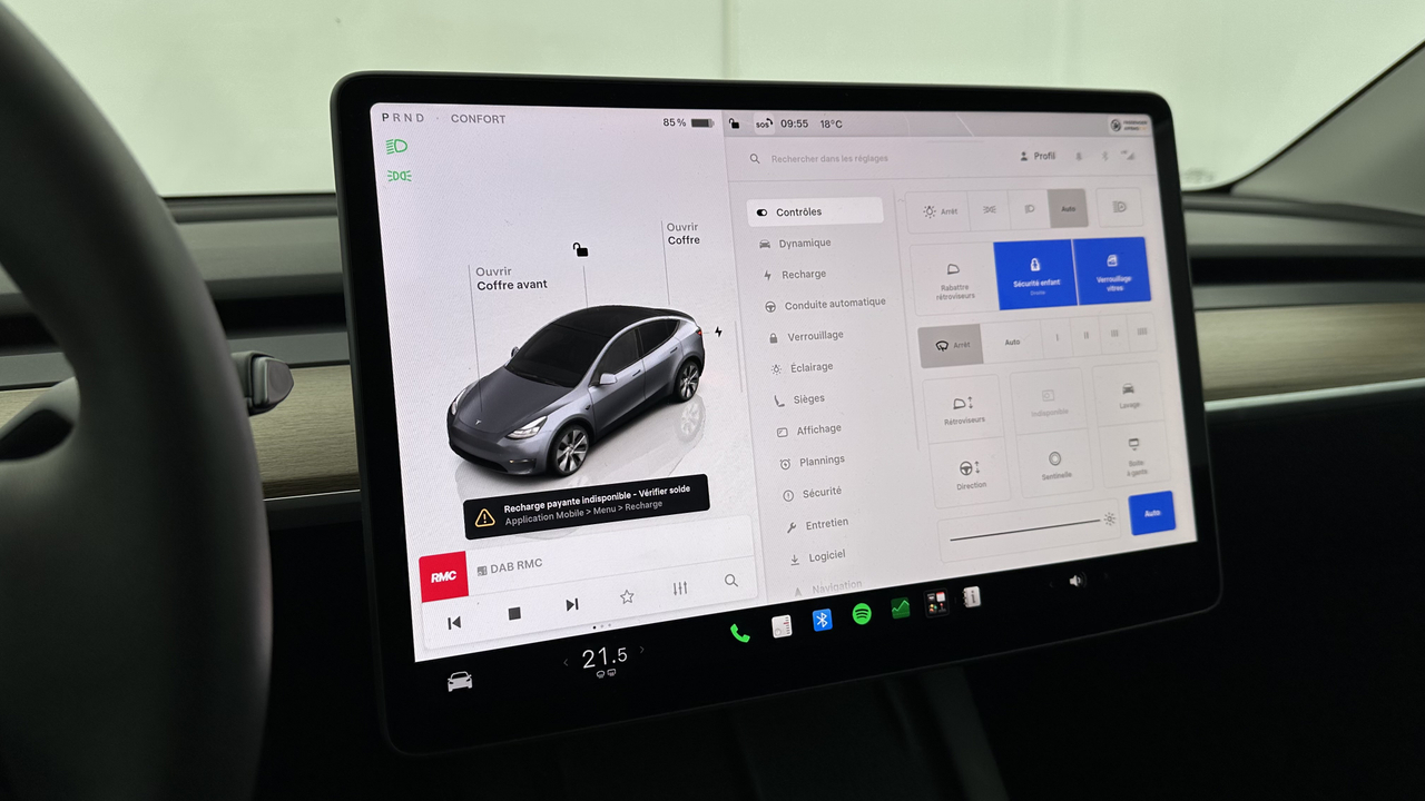 Tesla MODEL Y Standard RWD — photo 19