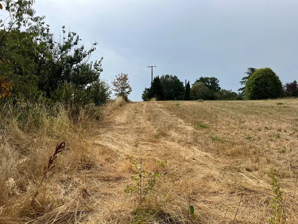 Terrain 533 m²