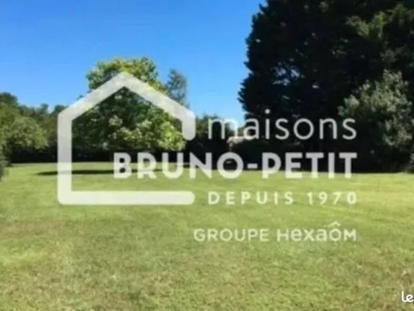 Terrain 760 m²