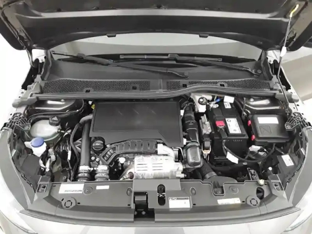 Peugeot 208 puretech 100 s&amp;s bvm6 — photo 48