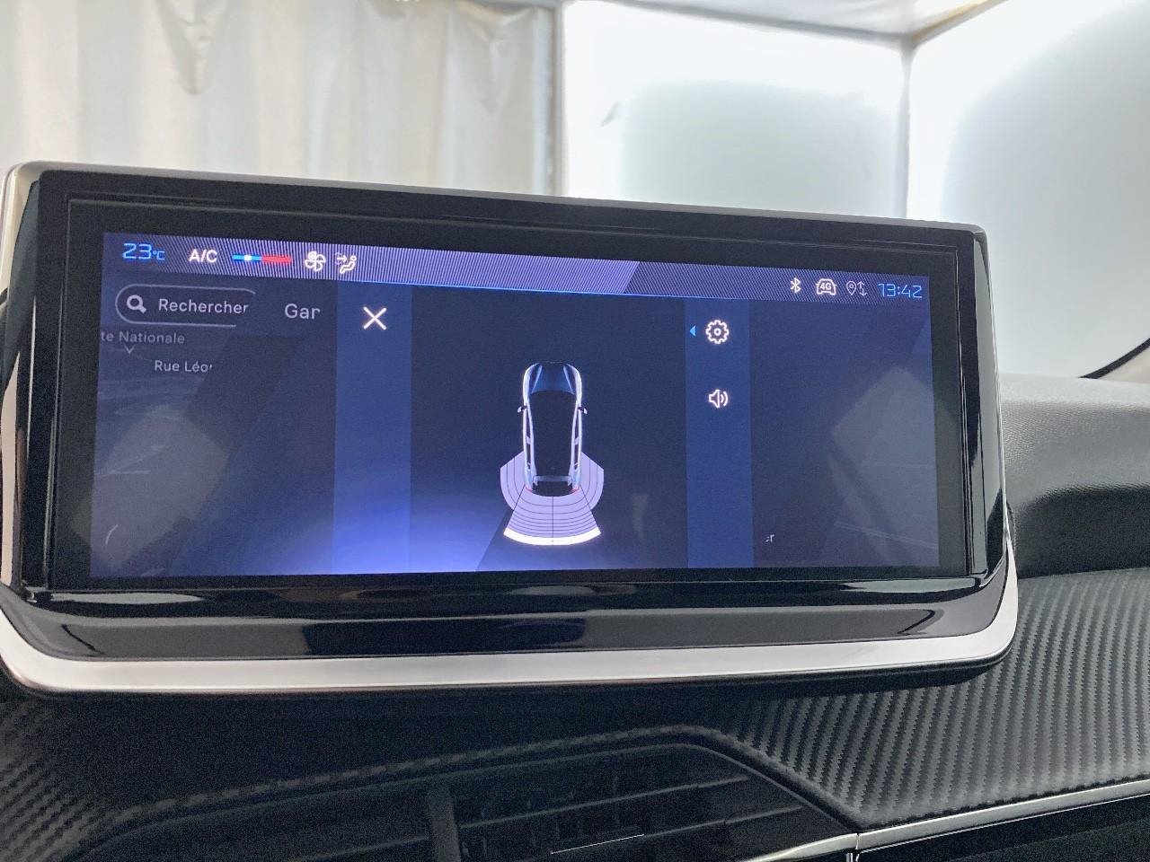 Peugeot 208 100 s&s bvm6 style — photo 17