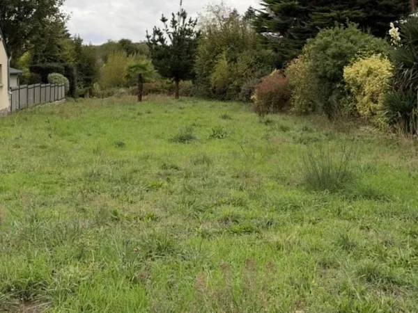 Terrain 557 m² Saint Coulomb