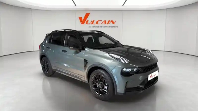 Lynk&Amp;Co 01 1.5 phev 276 ch — photo 10