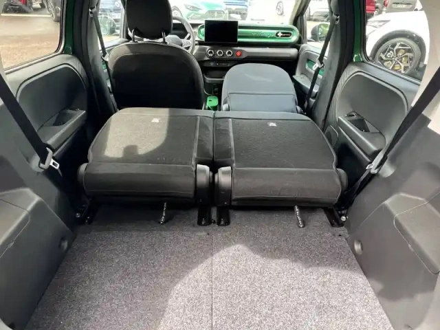 Renault Twingo e-tech electrique 80 ch autonomie urbaine — photo 17