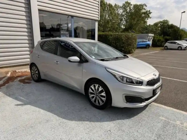 Kia Ceed cee'd 1.0 t-gdi 120ch isg active — photo 3