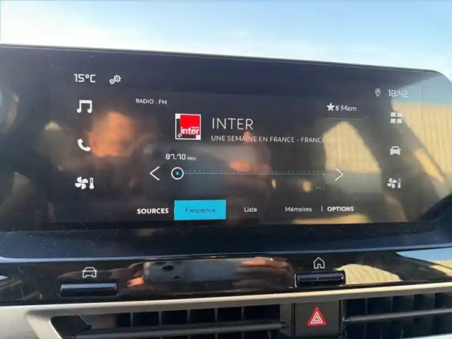 Citroën C4 e- 136 ch automatique — photo 35