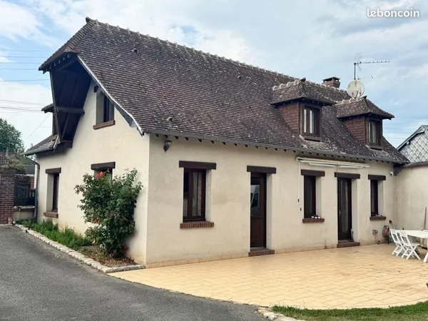 Longère normande avec jardin et atelier - beau potentiel