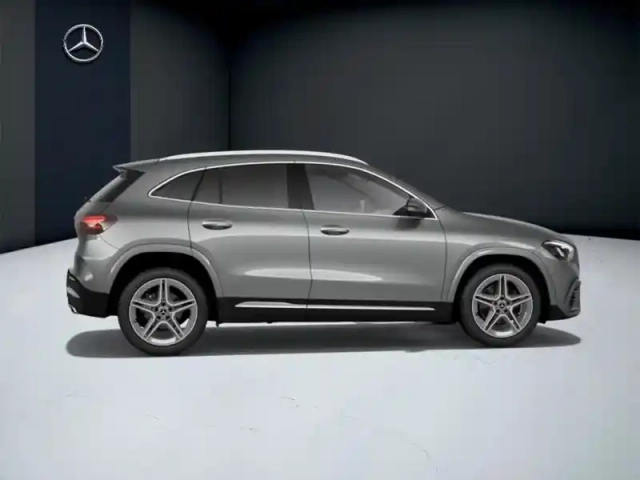 Mercedes Gla 200 d — photo 17