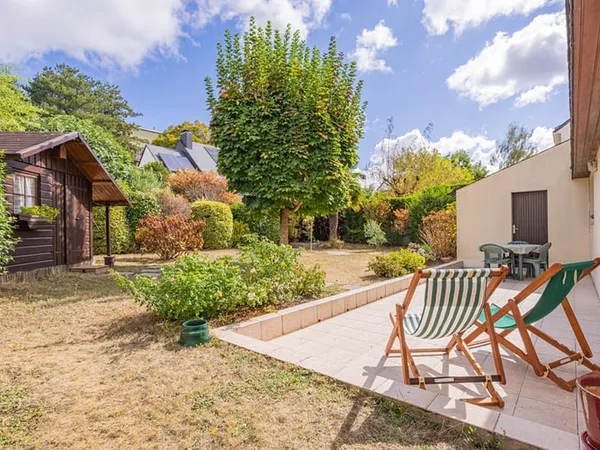 BOUVARDIERE - Maison indépendante de 124m² avec garage et jardin
