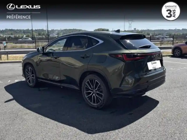 Lexus Nx 450h+ executive 4wd — photo 2