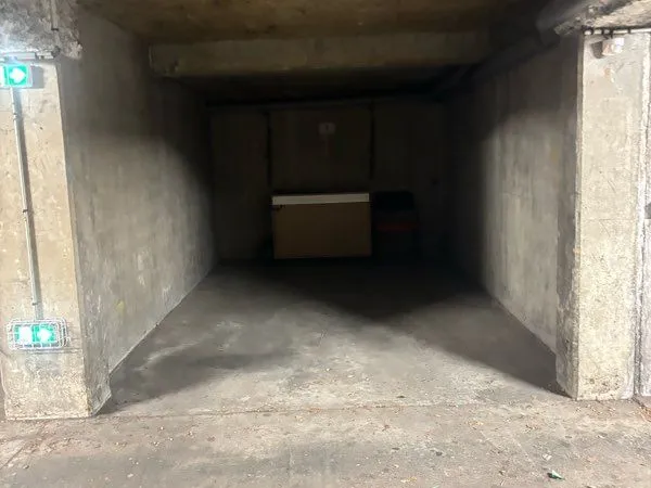 Location garage ouvert sécurisé
