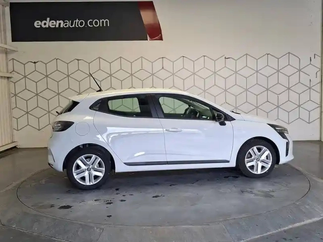 Renault Clio blue dci 100 ch gsr2 — photo 6