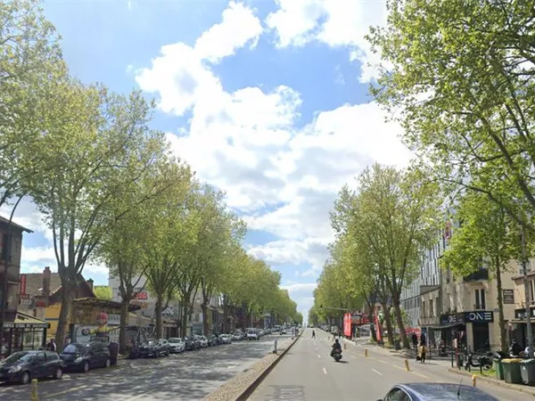 Local commercial 256 m² BAGNEUX