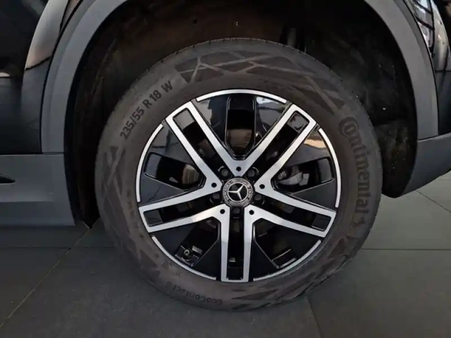 Mercedes Gla 200 d progressive line — photo 40