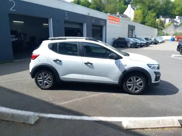 Dacia Sandero eco-g 100 - 22 — photo 6