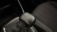 Peugeot 2008 1.2 PureTech 100ch S&S Allure — photo 29