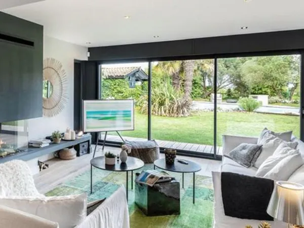 3 PIÈCES de 60m² + TERRASSE + PKG(s) - En coeur de ville
