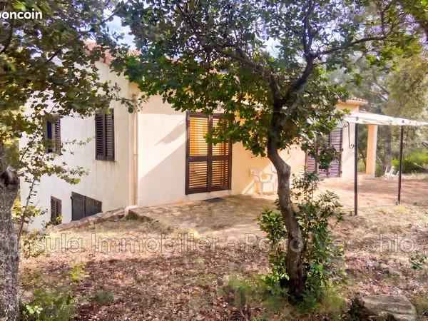 Propriété 5 pièces 151 m²