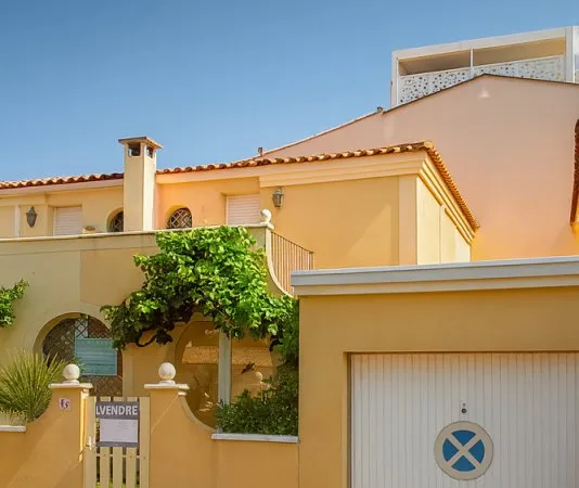RARE VILLA AU VILLAGE NATURISTE DU CAP D'AGDE