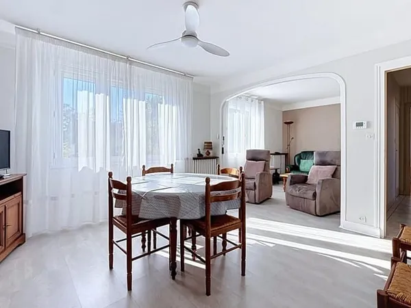 Maison 5 pièces 87 m²