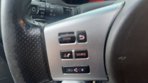 Nissan Navara 2.5 dCi 190 4WD - Double Cabine Xe – 2015 – 124880 km – Diesel – Boîte Manuelle — photo 10